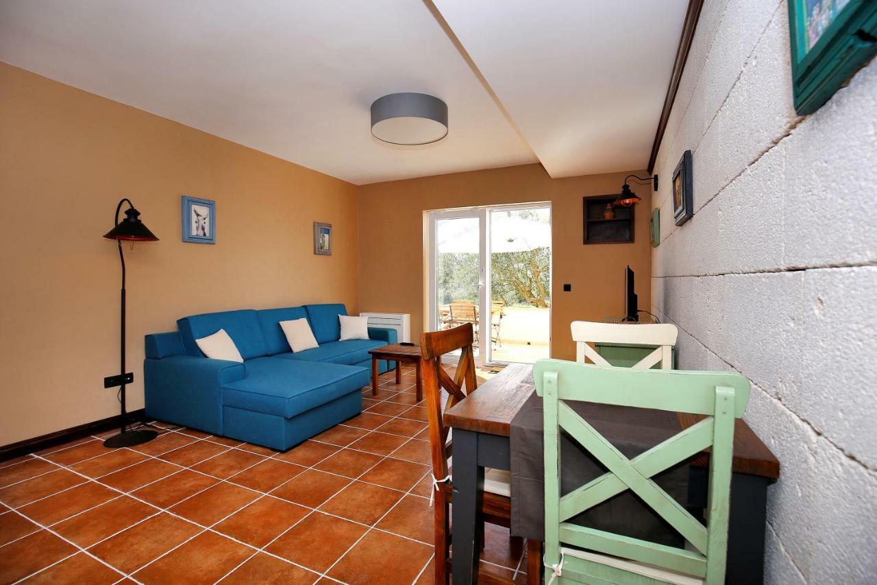 Apartment Yelica Zaton  Esterno foto